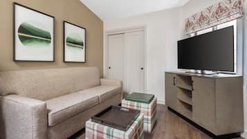 TV, fireplace, table tennis