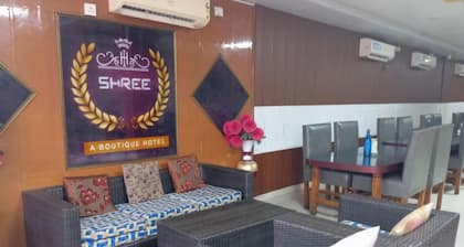 Shree International Hotel Near Dumra Rd