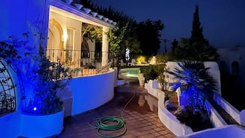 Deluxe House | Terrace/patio