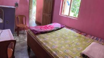 2 bedrooms, bed sheets