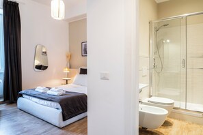 Bathroom - Charming Guesthouse in a Central Location Comfortable Stay for Couple & Families (Roma)
