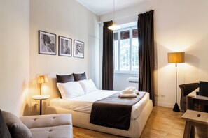 Room - Charming Guesthouse in a Central Location Comfortable Stay for Couple & Families (Roma)