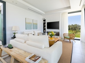 Living area - Luxurious villa with private pool in Antequera (Antequera)