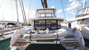 Unclassified image, 5 of 66, button - Lagoon 46 - NUVOLA (Marina)