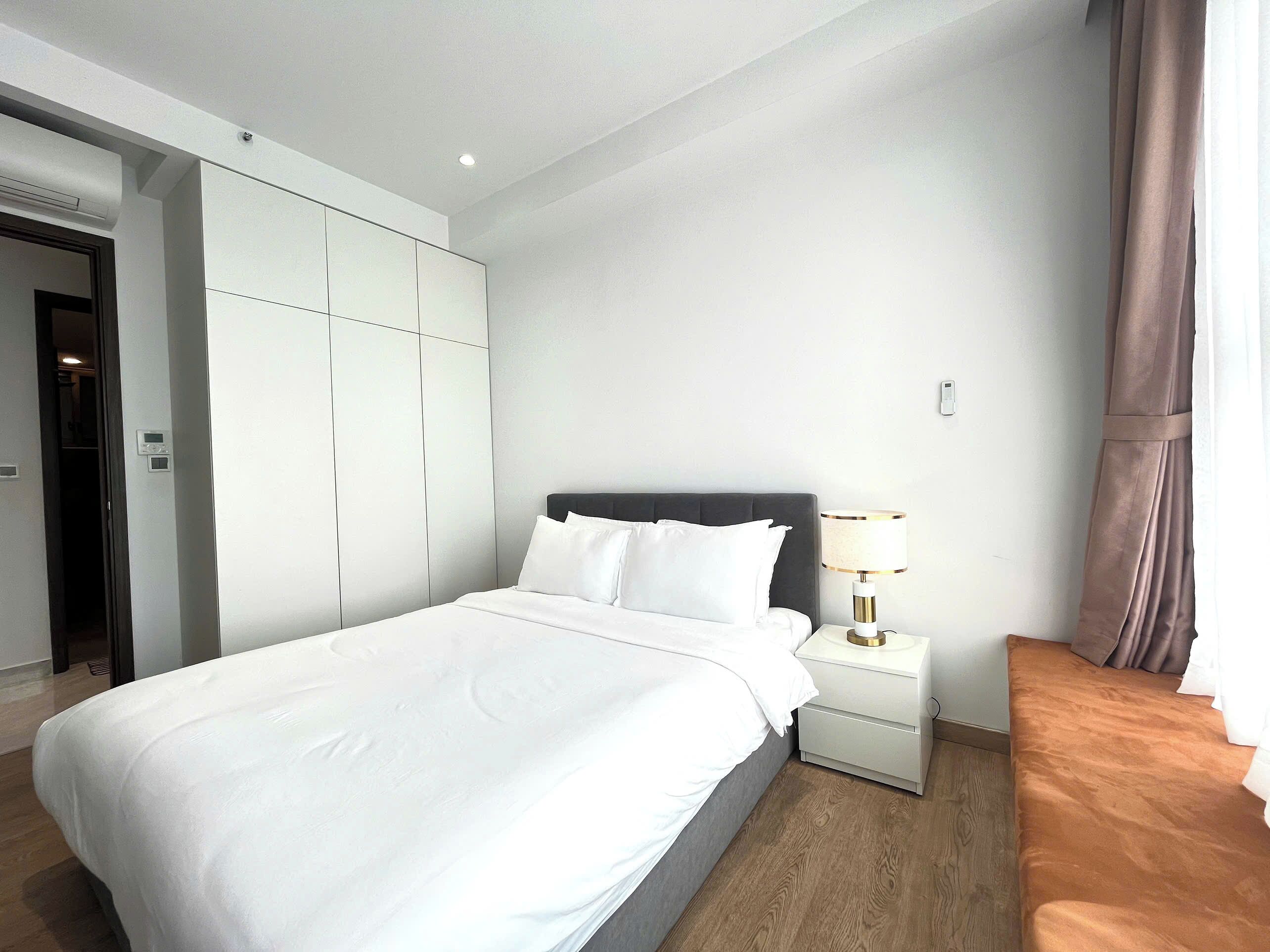 Apartamento luxo, 3 quartos | Cortinas blackout, Wi-Fi de cortesia