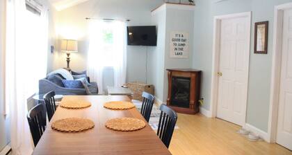 Clairmonte Cottage-Steps to Honeoye Lake/Hot Tub/Firepit/Dog &Kid Friendly/Kayak