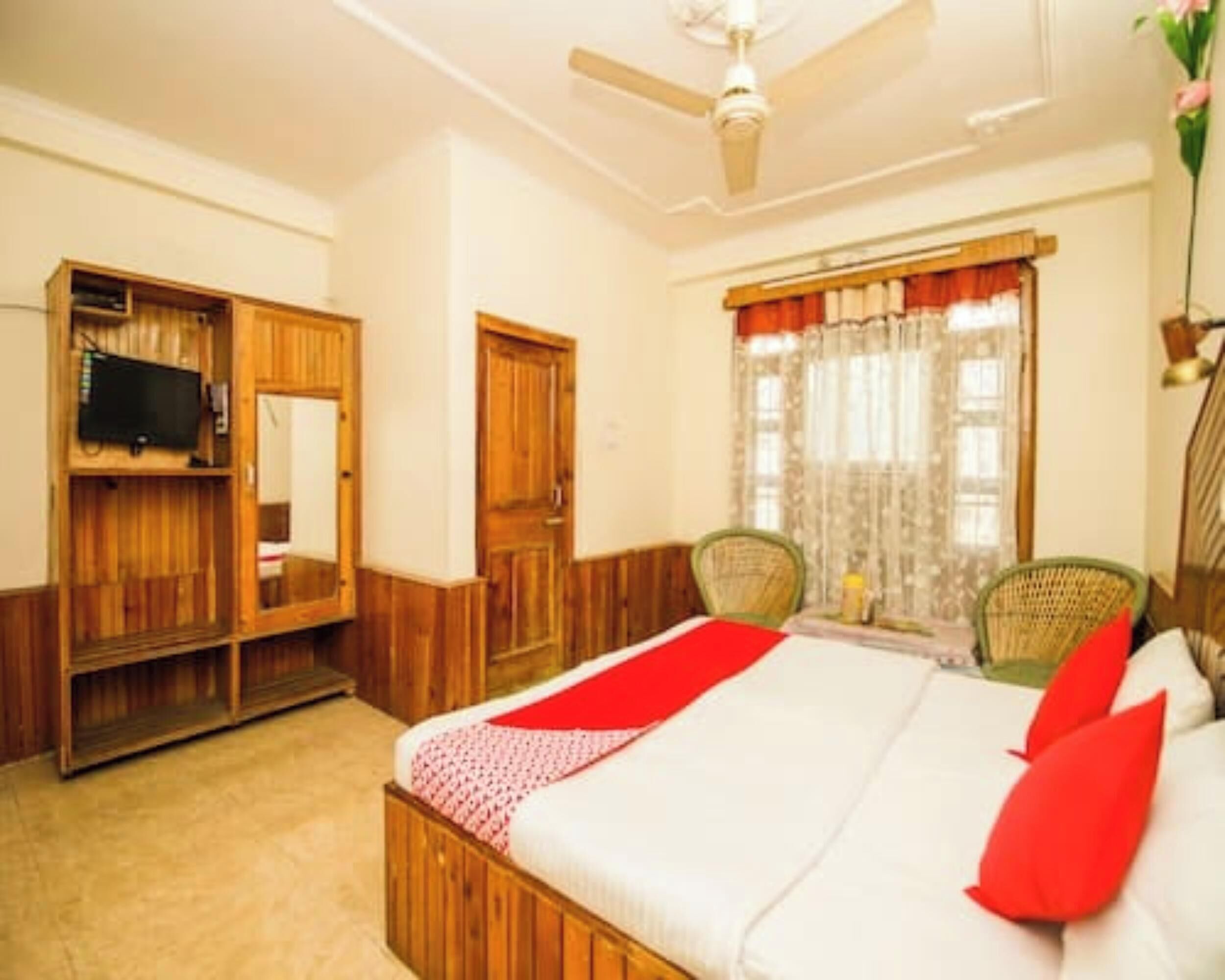 Chambre Double Supérieure, vue ville | Bureau, Wi-Fi gratuit