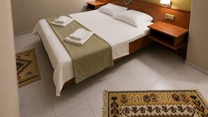 Luxury Double Room Single Use, Sea View | Desk, laptop workspace, iron/ironing board (on request)