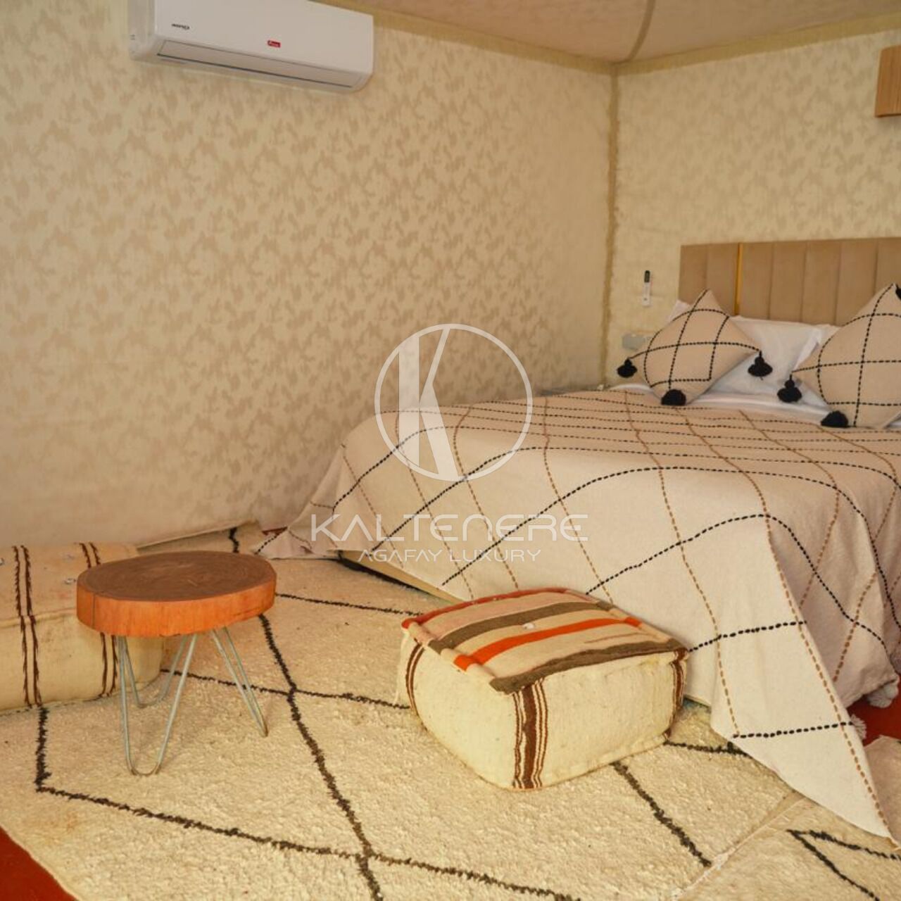Habitación Confort con 1 cama doble o 2 individuales, patio, vistas a la montaña