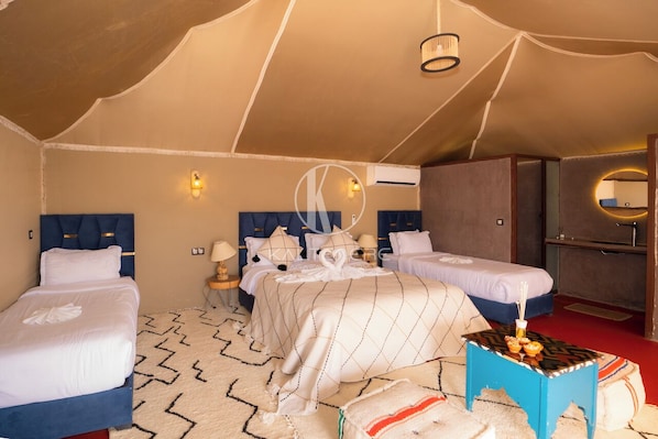 Comfort Quadruple Room, Patio, Mountain View - Kal Tenere Luxury Camp (Agafay)