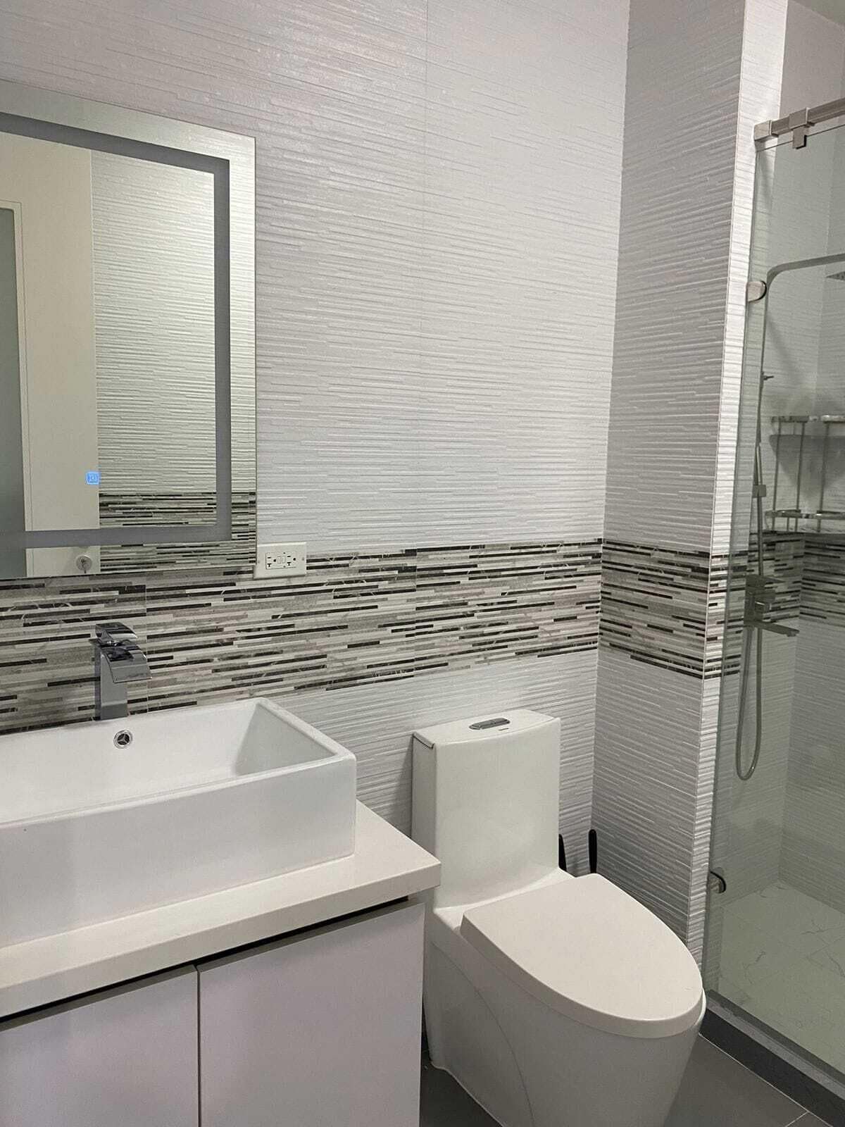 Apartment, Balcony, Sea View | Bathroom