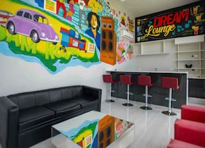 Bar (on property) - 3BR Luxury Penthouse Suite - Dream 36  (Montego Bay)