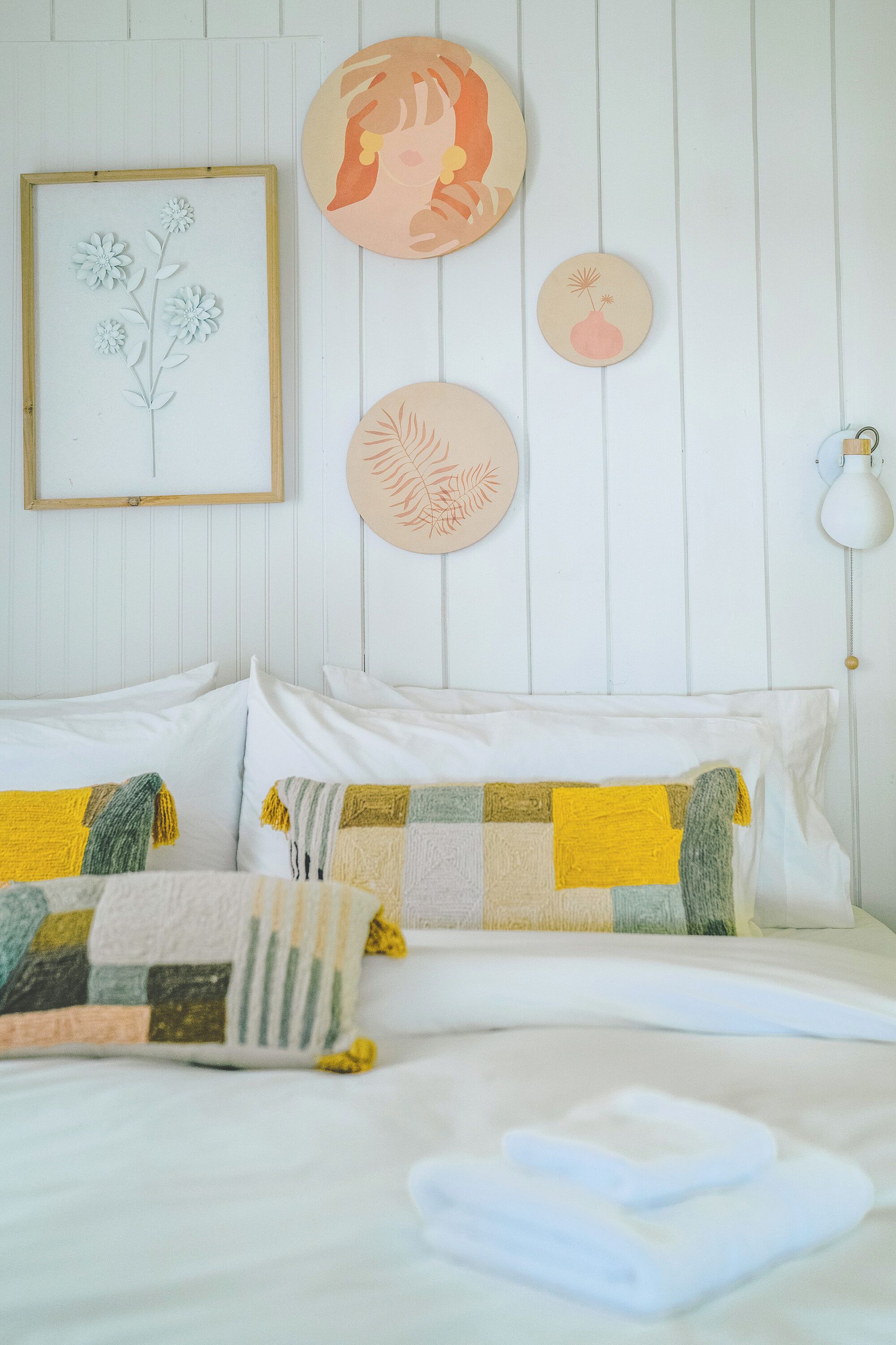 10 bedrooms, iron/ironing board, WiFi (free), bed sheets