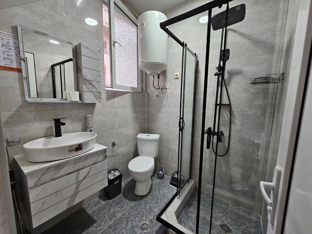 Family House | Bathroom