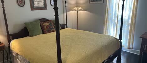 3 bedrooms, WiFi, bed sheets