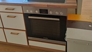 Fridge, microwave