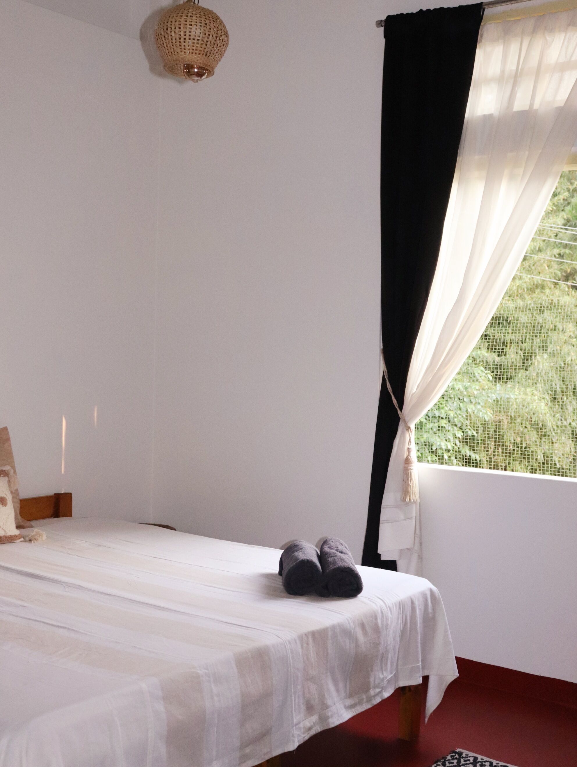2 quartos, ferros/tábuas de passar roupa, Wi-Fi, roupa de cama