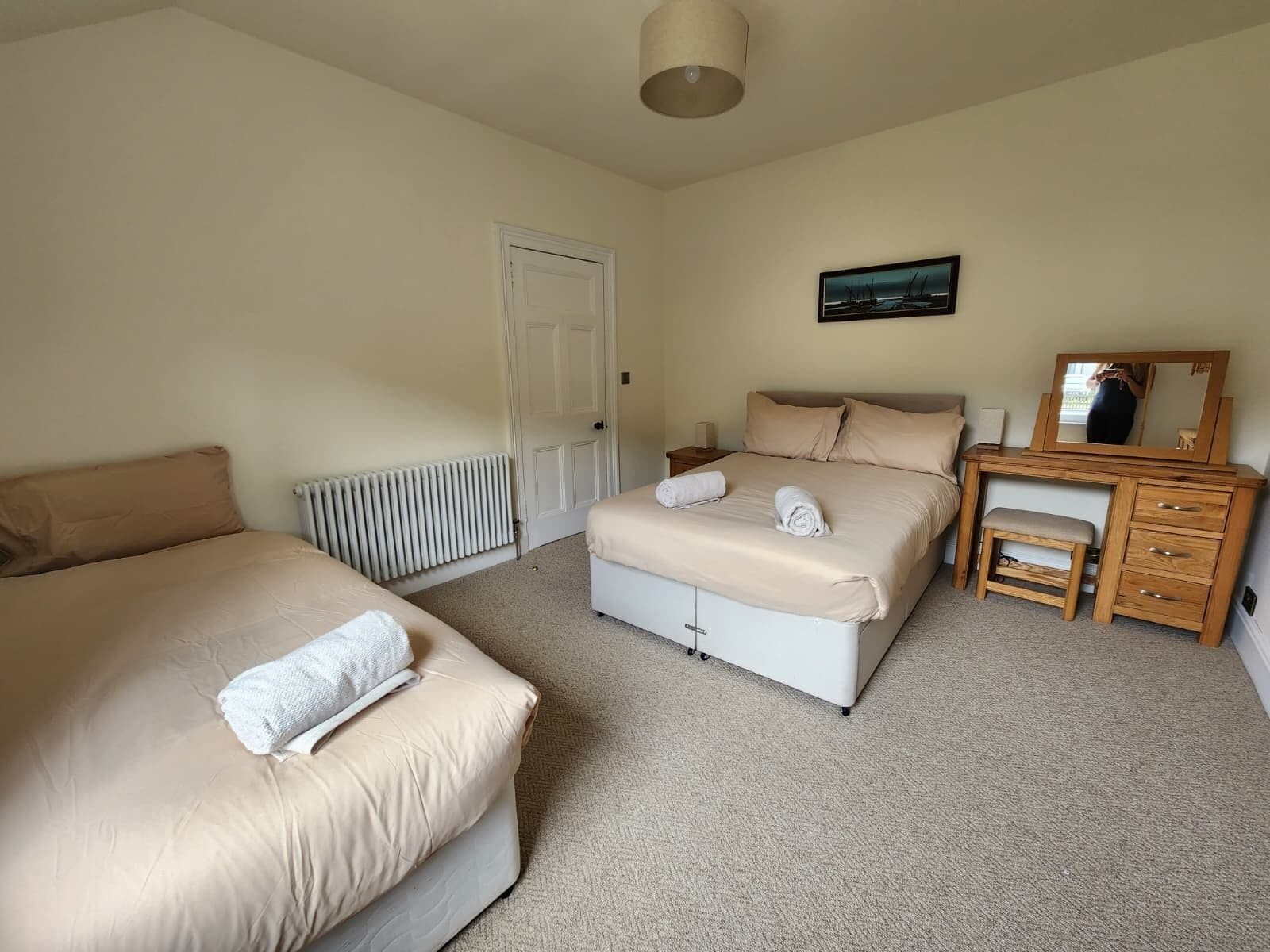 3 bedrooms, iron/ironing board, free WiFi, bed sheets
