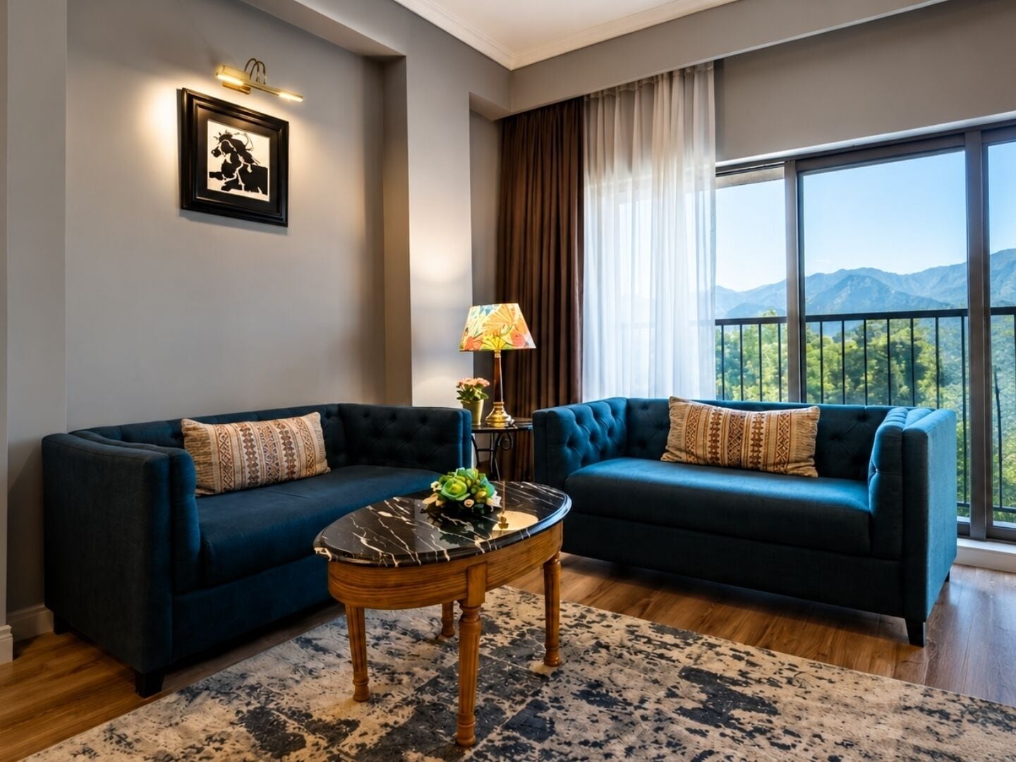 Habitación ejecutiva con 1 cama matrimonial o 2 individuales | Vista a la montaña