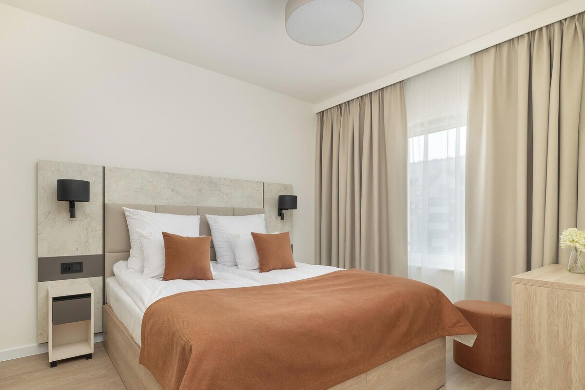 Executive Apartment, City View | In-room safe, desk, laptop workspace, blackout curtains