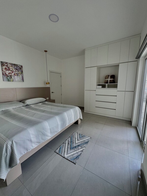 3 chambres, Wi-Fi, literie fournie