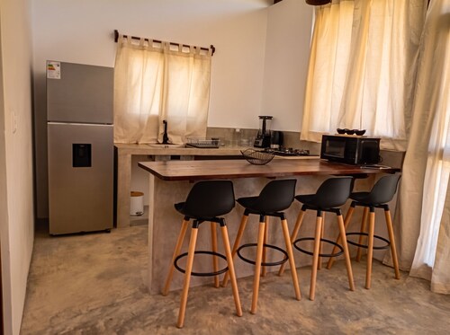 Family Getaway in Vichayito: Private Condominium, Pool and Pet-Friendly