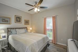 Room - Upscale 3BR/2BA Oasis in Bocage Near LSU & Hospitals Baton Rouge (Baton Rouge)