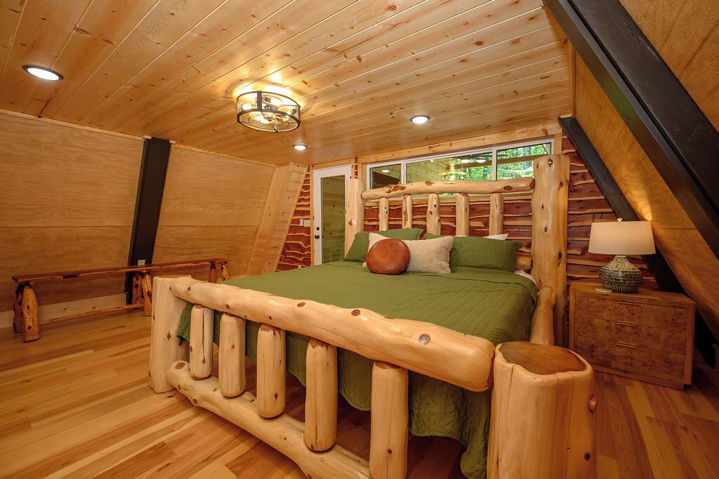 2 bedrooms, WiFi (free), bed sheets