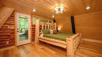 WiFi (free), bed sheets