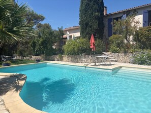 Pool - House with swimming pool in Villeneuve-lès-Avignon (Villeneuve-lès-Avignon)
