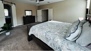 Unclassified image, 2 of 18, button - Beautiful desert rancher with heated pool and spa, surrounded with palm trees (Maricopa)