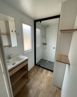 Bathroom - Vrbo Property (Porto-Vecchio)