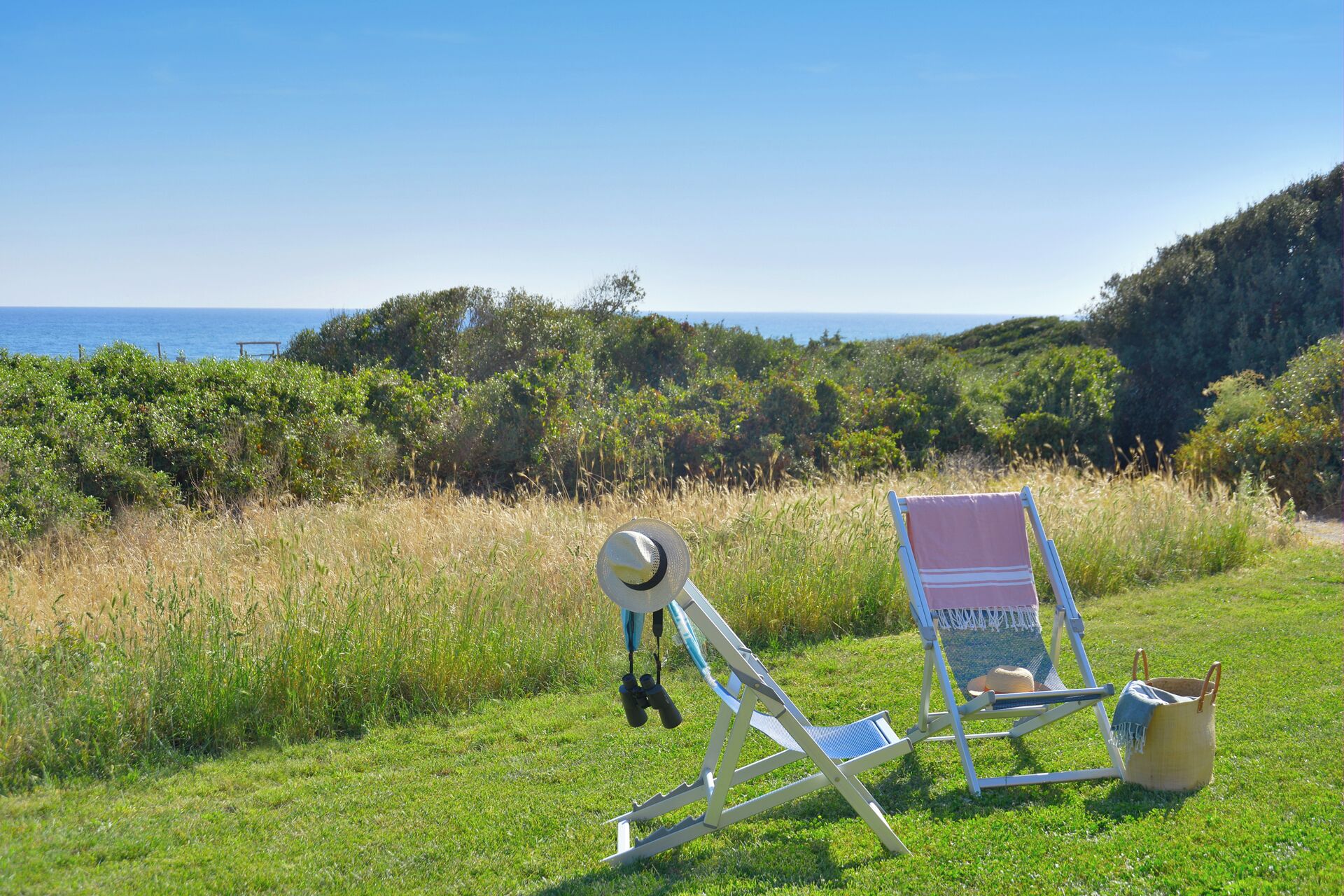 Villa, 2 Bedrooms, Beachfront | Property grounds