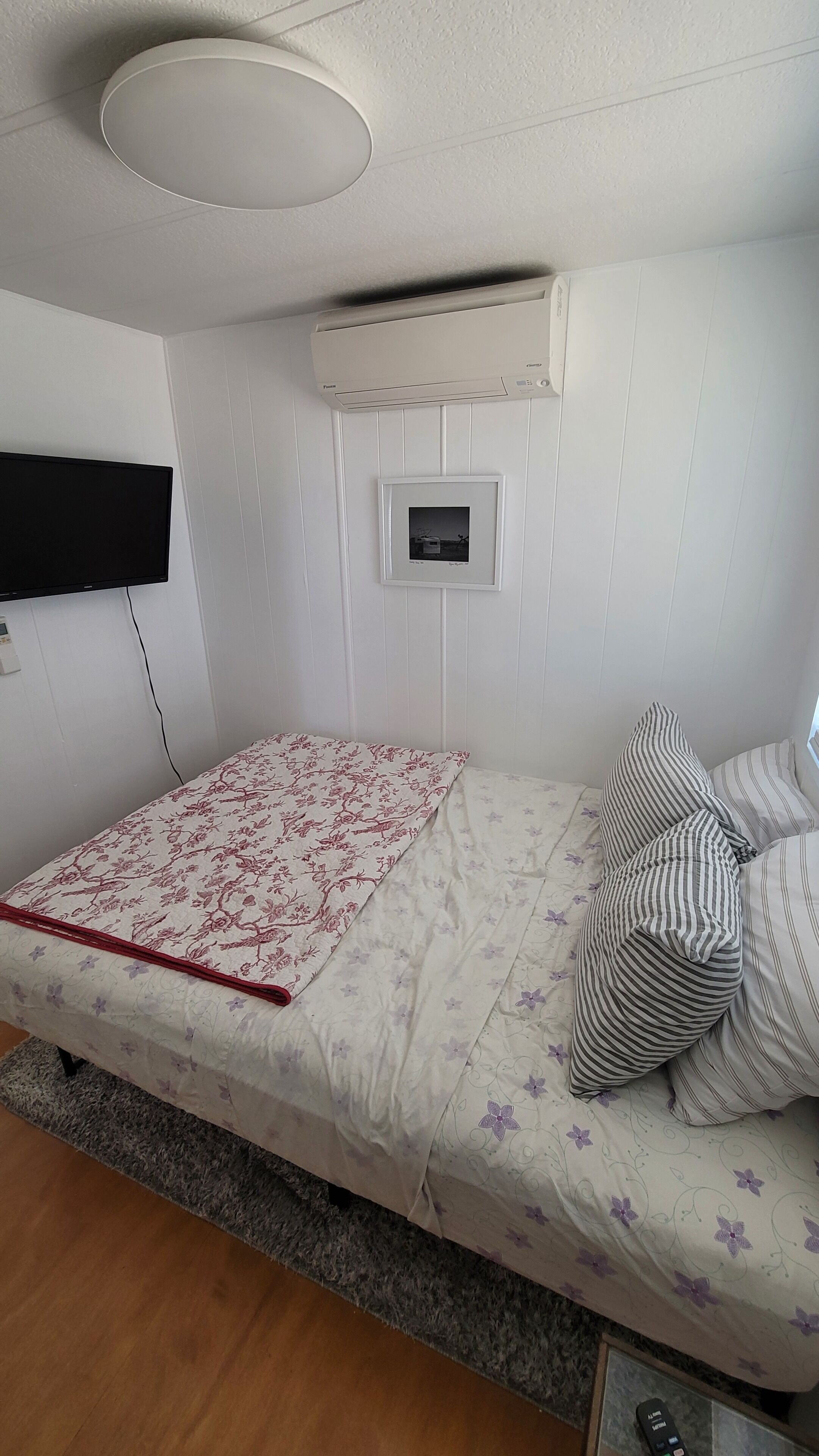 2 quartos, Wi-Fi de cortesia, roupa de cama