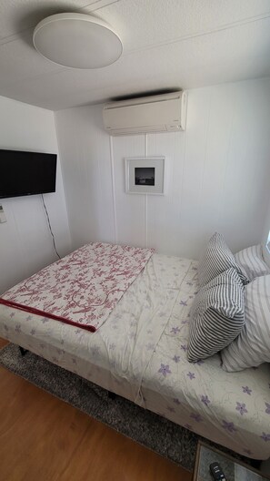 2 chambres, accès au Wi-Fi (inclus), literie fournie