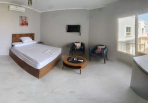 Deluxe Double or Twin Room, Balcony, Pool View | WiFi