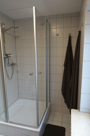 Bathroom - Vrbo Property (Stockach)
