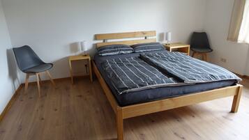 1 Schlafzimmer, WLAN, Bettwäsche