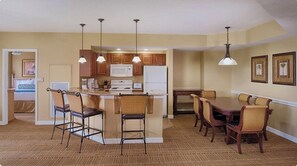 Dining - Luxury 2BR Inside Disney Bonnet Creek (Orlando)