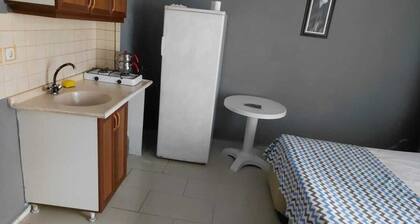 Ada Motel 2