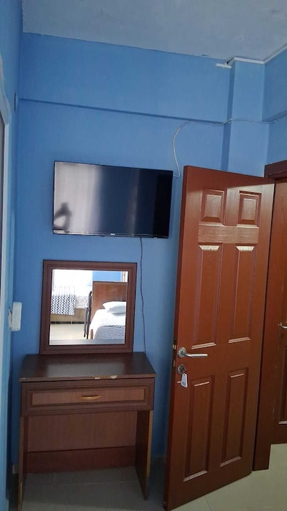 Ada Motel 2