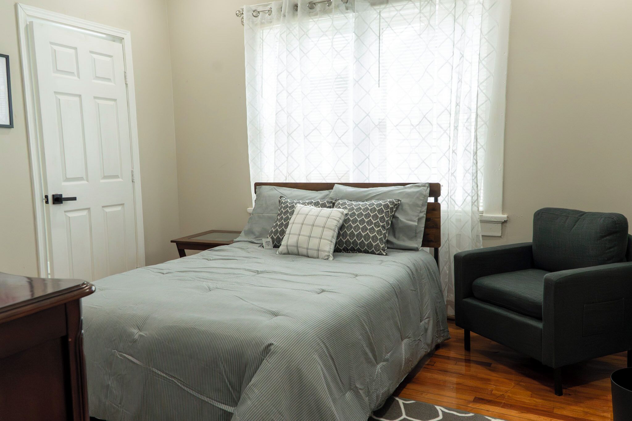 3 bedrooms, iron/ironing board, WiFi