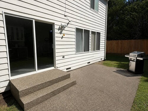 Puyallup Getaway 4BR, Games & Parking for 10 Cars