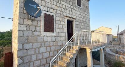 Peaceful Two Bedroom Stone House in the Heart of Vis Island