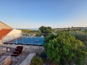 Pool - Peaceful Stone House in the Heart of Vis Island – Sleeps 6 (Podhumlje)