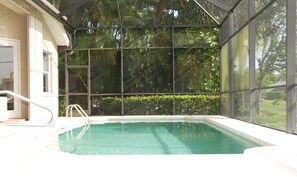Pool - Fabulous 3-bedroom house with AC & heated private pool in sunny Naples Florida (Naples)