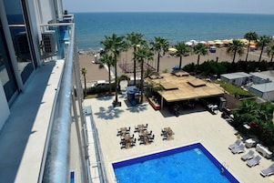 Piscina externa sazonal