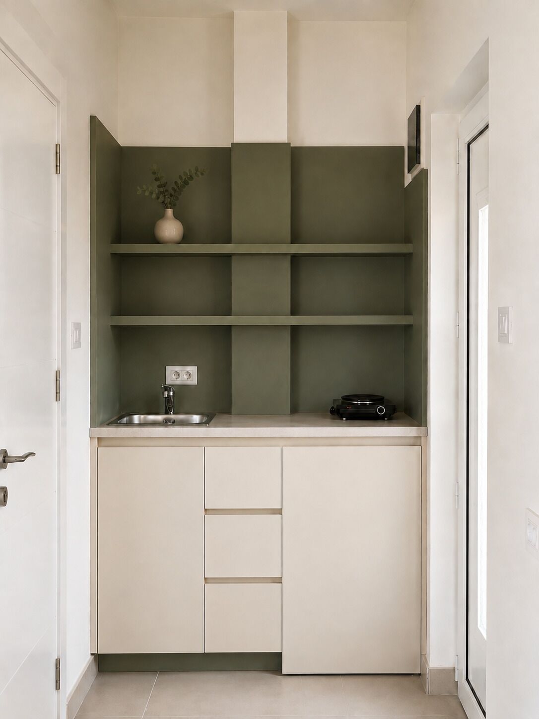 Studio 303 | Private kitchenette | Mini-fridge, stovetop, cookware/dishes/utensils, freezer