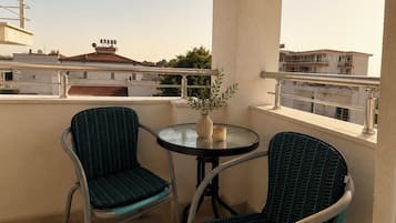 Studio 303 | Outdoor dining