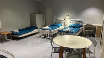 Condo, 1 Bedroom, Kitchen, Courtyard View | Soundproofing, iron/ironing board, free WiFi